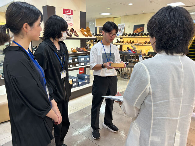 学びの百貨店第2回-館内ツアー風景①
